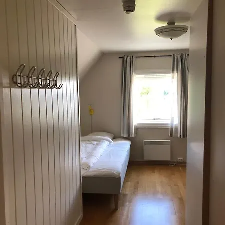 Oda ve Kahvaltı Sole, *